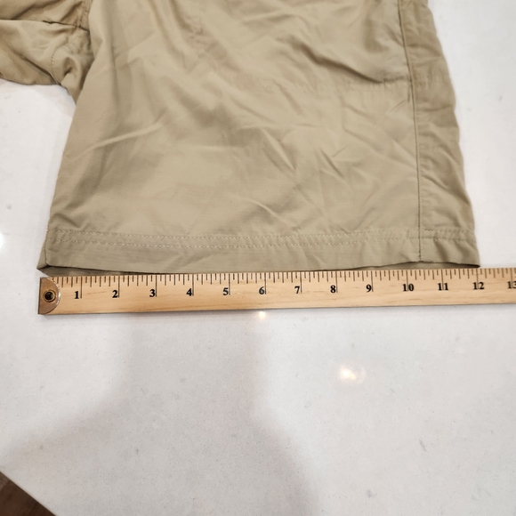 VTG LL Bean Shorts Mens Medium Beige 100% Nylon Mesh Lined Elastic Waist Outdoor - Picture 11 of 12
